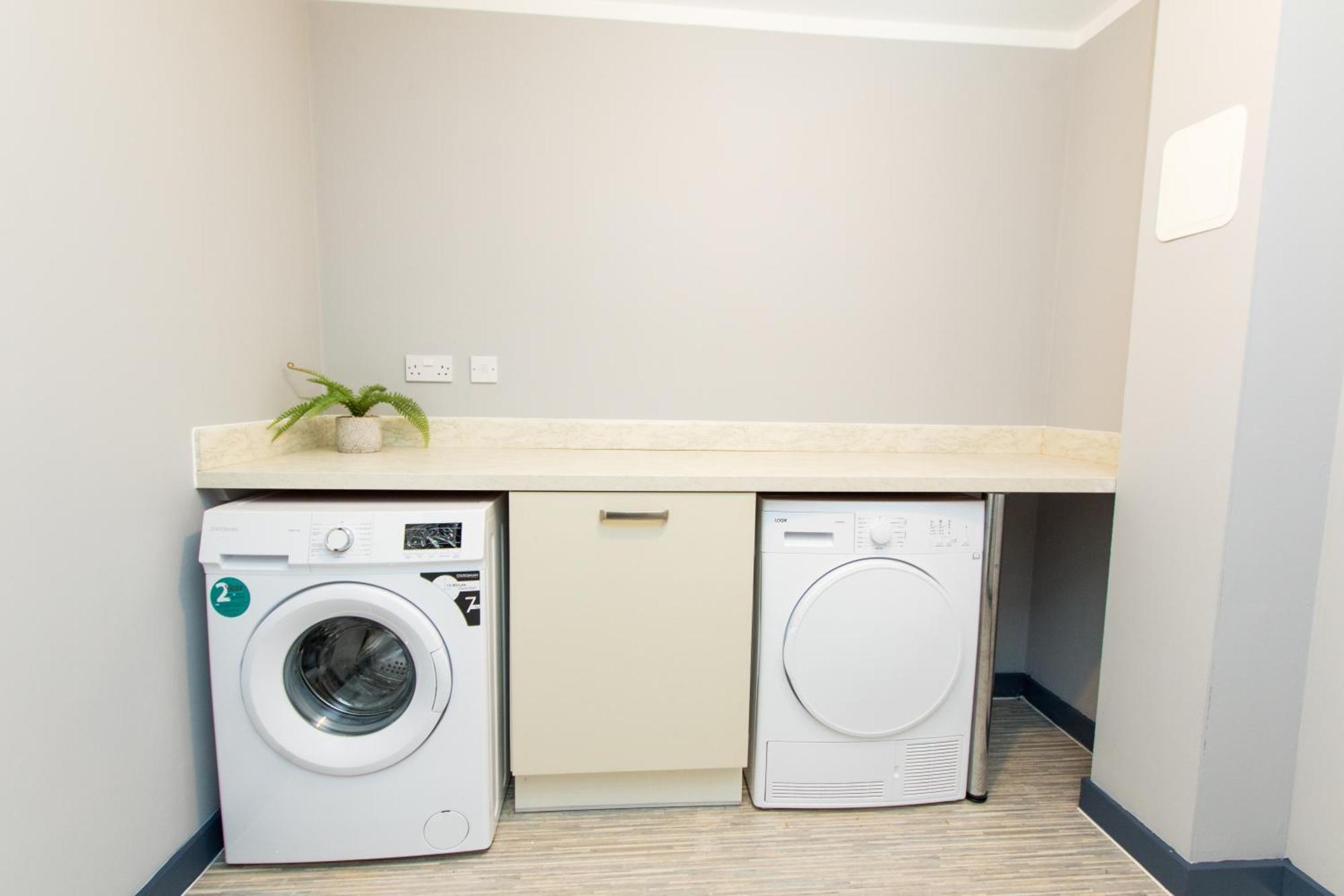 Free Parking 3 Bedroom House In Nottingham Exteriör bild